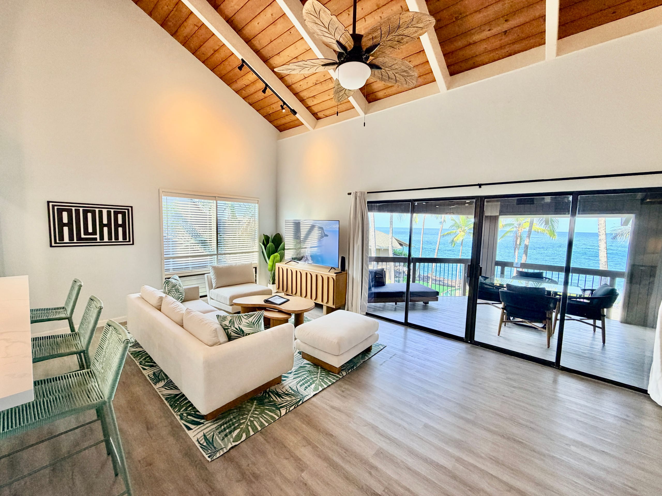 Oceanfront Penthouse, Best Views in Kanaloa - Image 3