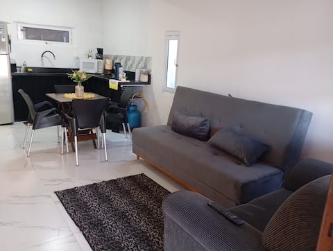 Top performing Airbnb: Shade & Cool Water Compact & Cozy House! in São Pedro Da Aldeia