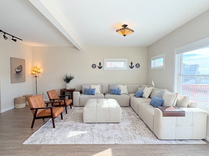 New Luxury Water-front Retreat Close To The Beach! - Long Beach Island