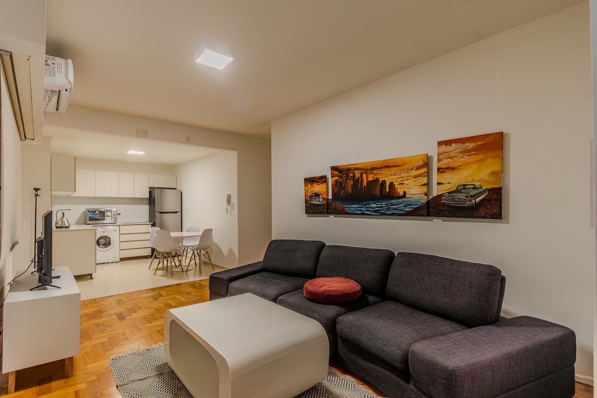 Departamento de 2 ambientes recientemente reciclado en Almagro
