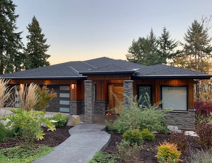 Luxury Estate W/ Mountain Views 5 Min To Downtown - Lake Oswego, OR