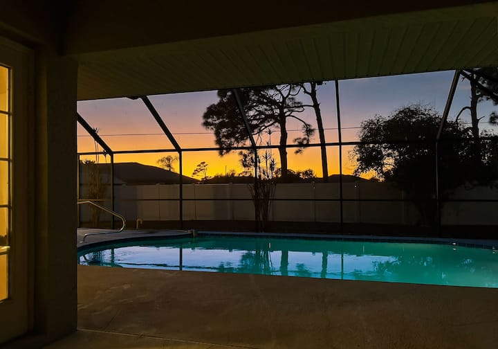 Family Fun By Gulf Beaches~fishing~pool~king Suite - Port Charlotte, FL