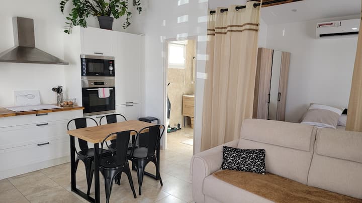 Petite Maison Cocooning Calme Proche L'aéroport - Vitrolles