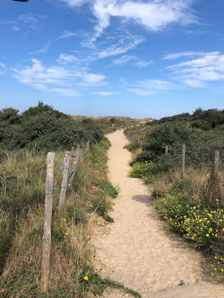 50 M De La Mer, Parking Gratuit - Bray-Dunes