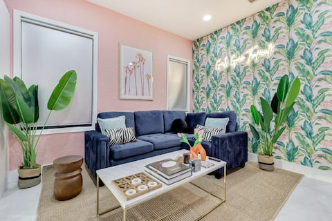 Top performing Airbnb: HotTub+Karaoke+GetReadyStation | Design District in Lemon City/Little Haiti