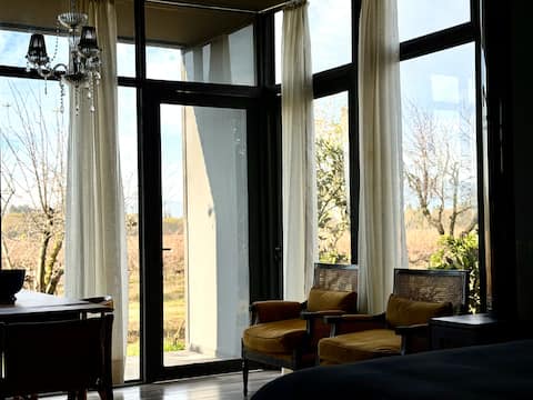 Popular Airbnb listing: ColchaguaFarm in Santa Cruz