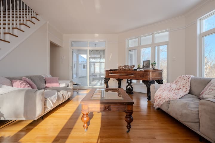 Belvédère House - 3 Bedrooms, 4 Bathrooms - Hawkesbury