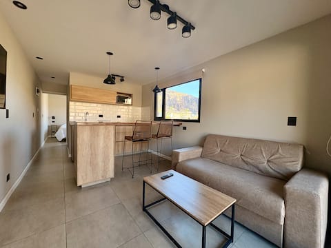 Successful Airbnb property: El Nido Apartments | Apartment 2 in Santa Cruz