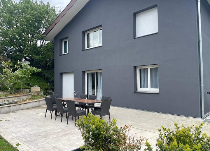 Spacieuse Maison Avec Clim Et Jardin Privé - Annecy