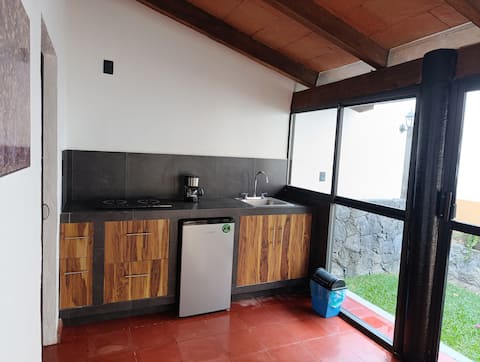 Top performing Airbnb: Casa Capadose 2 Hotel in Tlayacapan