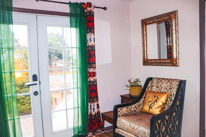 Casita Montoya/1 Min Main Strip/walk To Meow Wolf - Santa Fe, NM