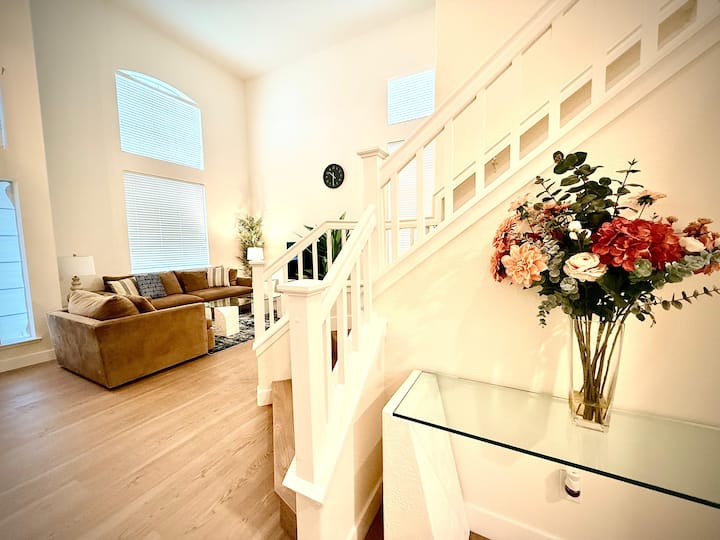 Modern 5 Bedrooms Getaway In Stockton, Ca - Stockton, CA