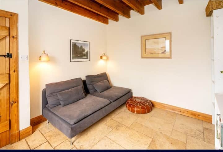 Berwickshire Rustic Countryside Stay - Berwick-upon-Tweed