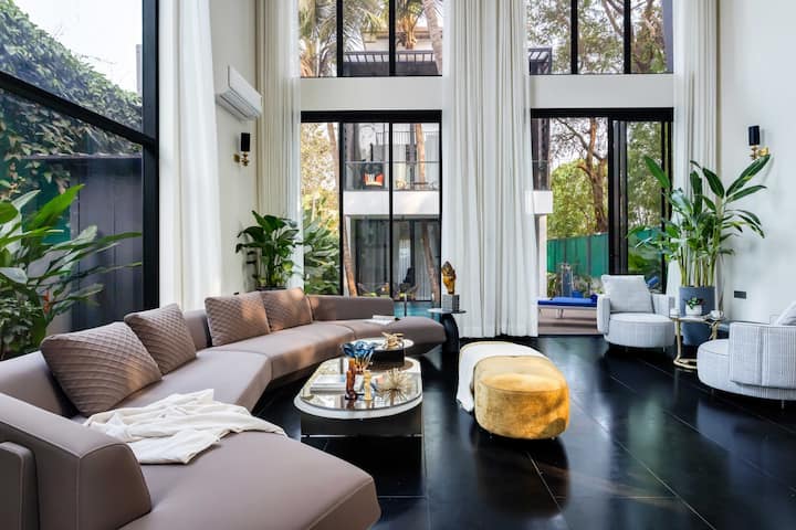 Living room image 12