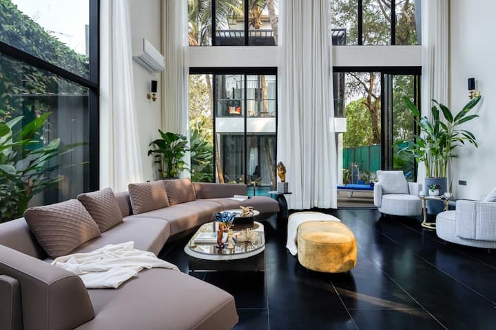 Living room image 9