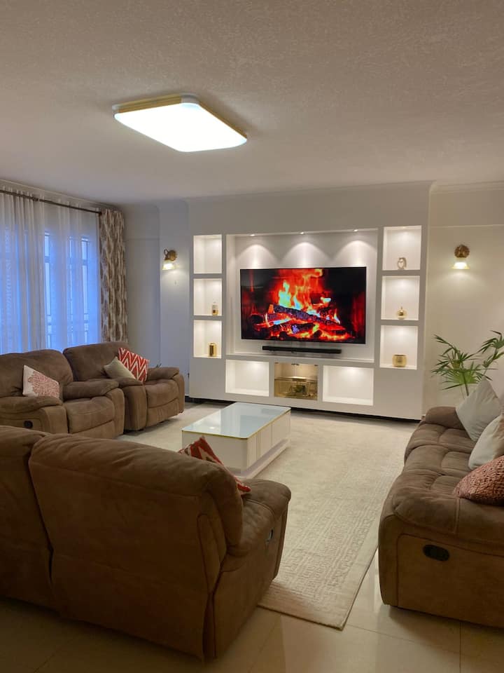 Executive 4br In Lavington | Pool, Gym & Balcony - Nairobi