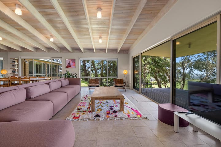 Pat's Place - South Gippsland | Sleeps 8 - フォスター
