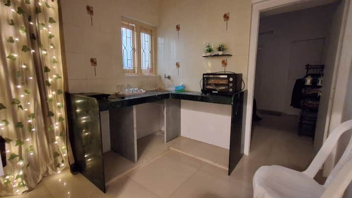 2bk With Dedicated Workspace And Wifi L Ac Bedroom - Rajkot