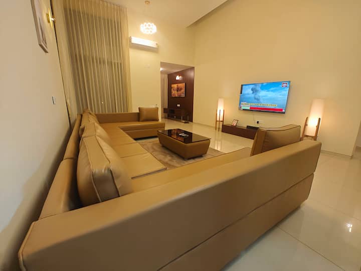 Luxury Villa• Home Theater• Garden• Near Aiport - Kempegowda Airport Bengaluru (BLR)