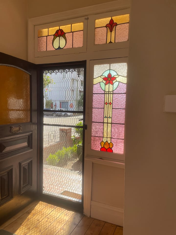 Carlton North Edwardian | Walk To Cafés & Tram - Carlton