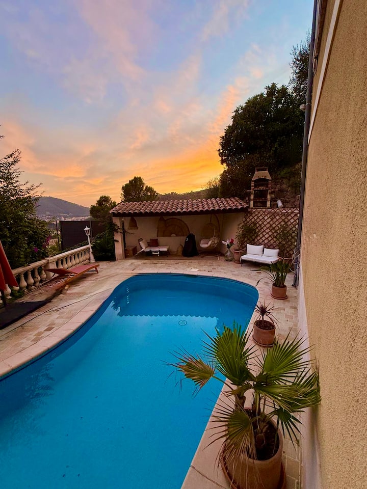 L'échappée Belle · Piscine & Soleil Près De Nice - Èze