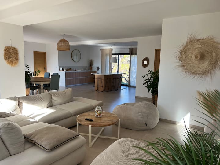 Villa En Provence Avec Piscine Et Salle De Sport - Manosque