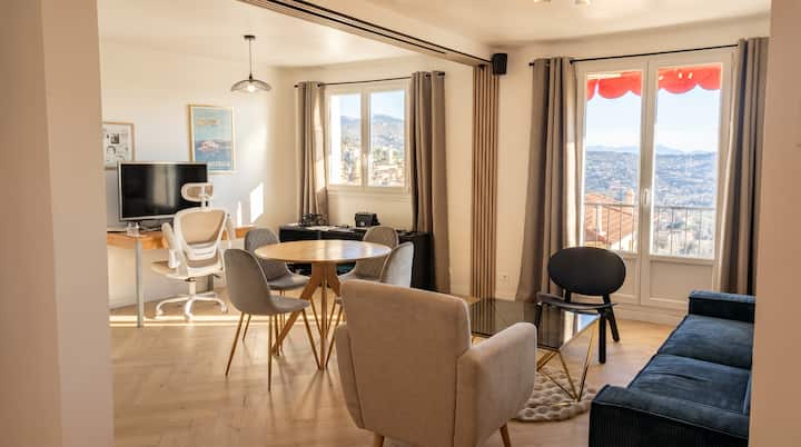 Appartement Avec Vue Sur Grasse Et Home Cinéma - Grasse