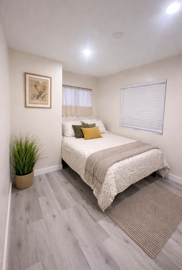 Relaxing Stay Near Lax, Beaches & Sofi Stadium - Hawthorne, CA