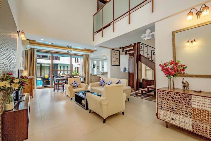 Living room image 2