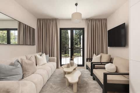 Top performing Airbnb: Boutique 1BR Apt 5 - Pool & Parking in Đuraševići