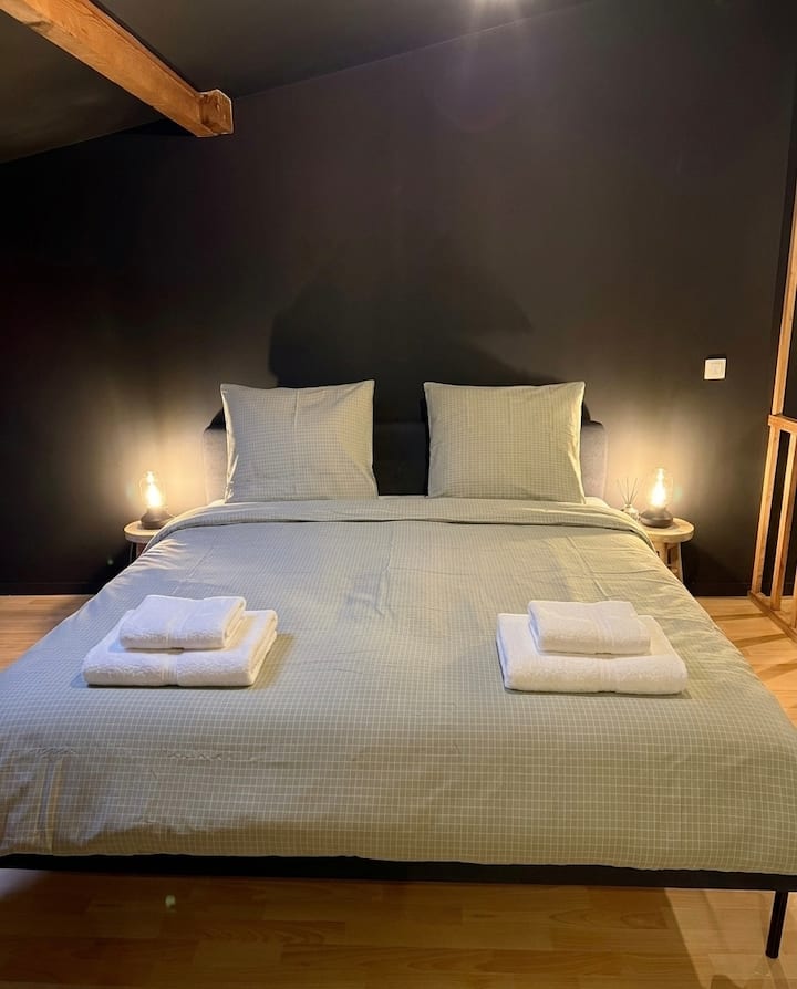Loft Design Industriel · Grand Lit 180 - Le Raincy