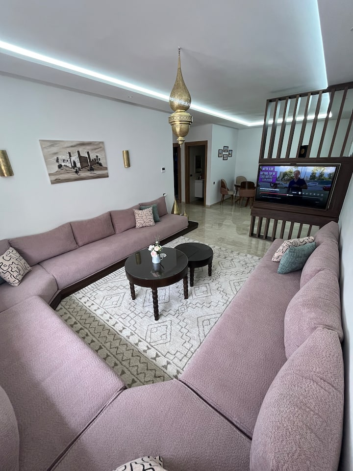Sun, Swim & Stroll  Perfect Agadir Bay Getaway - Agadir