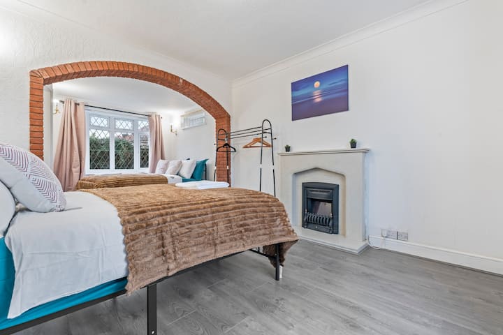 4bed Serviced Accommodation Near Nec, Airport &Jlr - Nuneaton