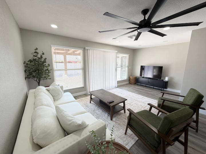 Peoria Vacation Home! - Peoria, AZ