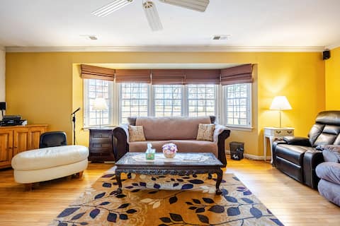 Cape Cod  Sleeps 16 Warrenton VA Historic Fauquier