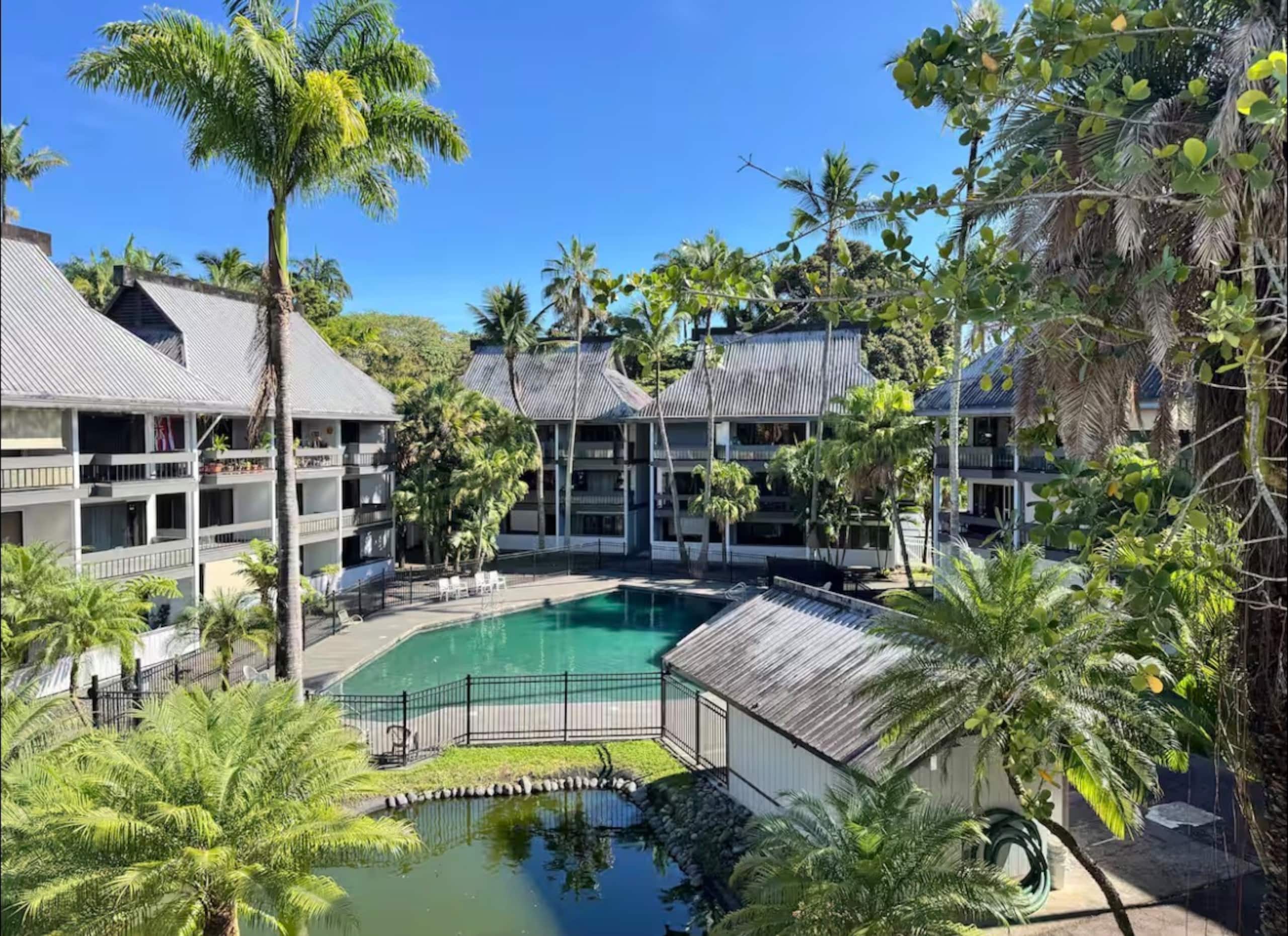 Hilo Town Condo with Pool & AC - Image 18