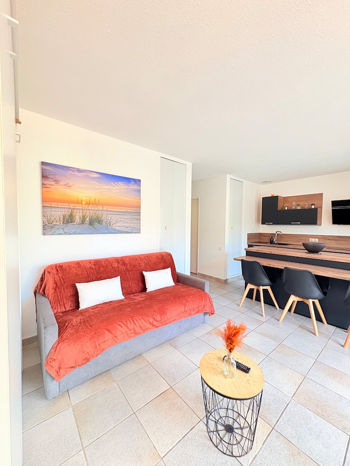 Superbe T2 Pour 4, En Résidence Piscine Et Mer - Fréjus