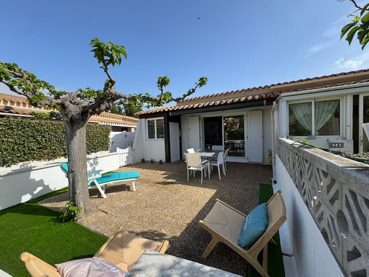 Appartement Dans Résidence Calme Proche De La Mer - Agde