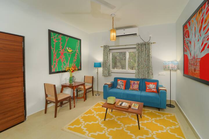 Living room image 3