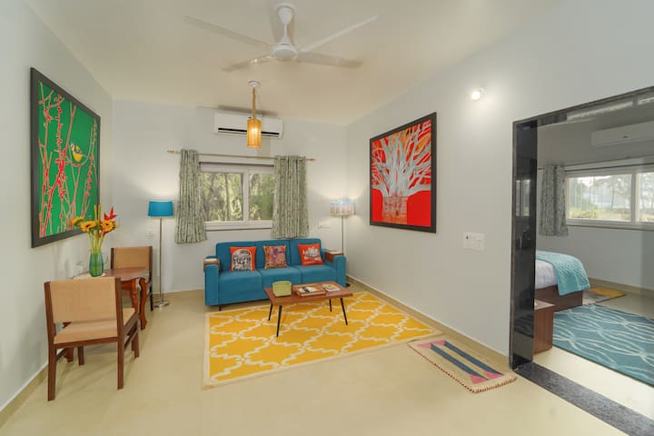 Living room image 2