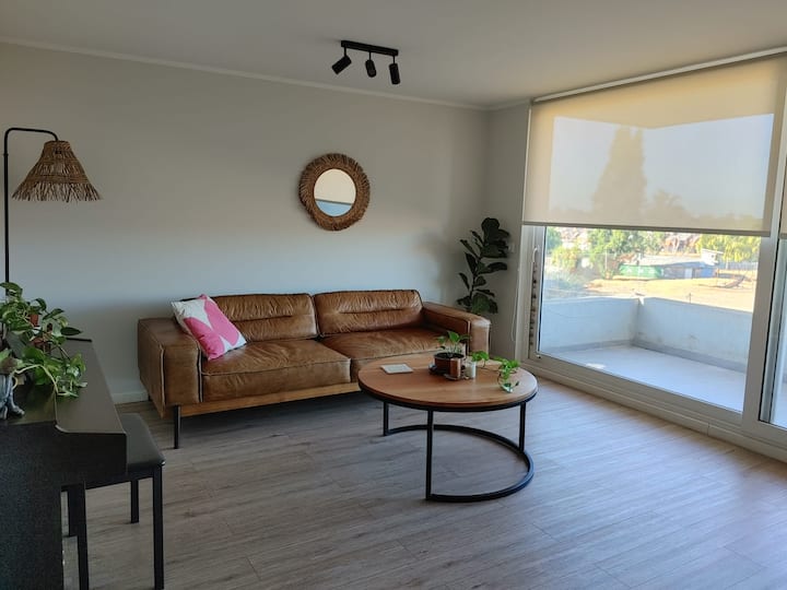 Elegant Uptown Condo W/ Sunset Views And Pool - Colchagua