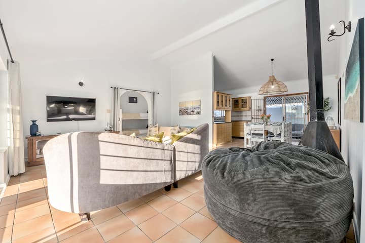 Group Getaways, By Coast - Langebaan