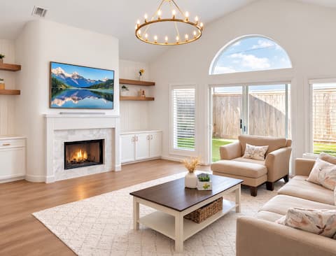 Successful Airbnb property: Houston Gated Family Playground & Nursery in Willow Meadows / Willowbend Area