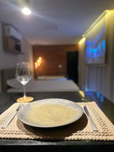 Anúncio popular: Cabin: Movie Theater + Mountain View + Hot Tub em São Pedro