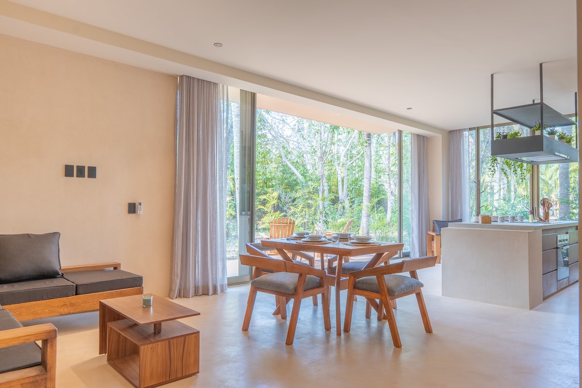 Popular Airbnb listing: Bacalar Private - Private Pool and Lagoon Access in Othón P. Blanco