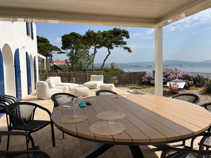 Villa Pieds Dans L'eau, Rénovée En 2024 - Porquerolles