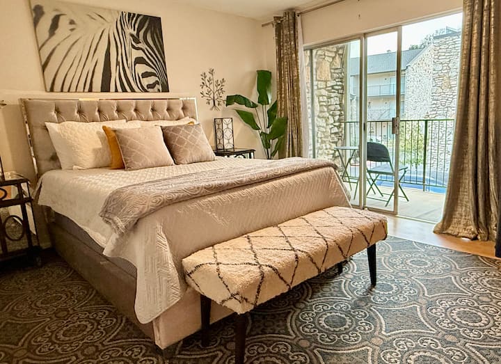 Deco Delight - Dwntwn Atx 1bd/1ba - Austin, TX