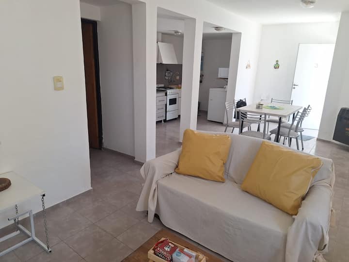 Acogedor Dúplex. Completo, Cómodo, Funcional. - Mendoza