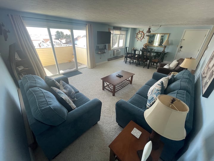 Cozy And Spacious 2 Bedroom - Kennebunkport, ME