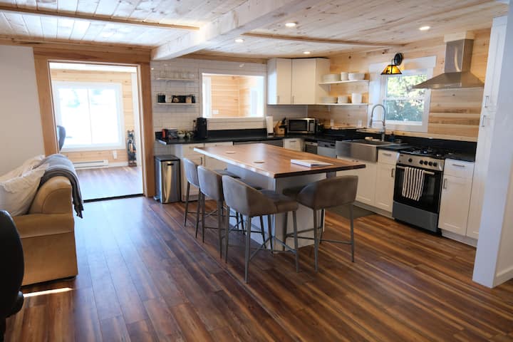 Loon Landing – Cozy Maine Lake House - Palermo, ME